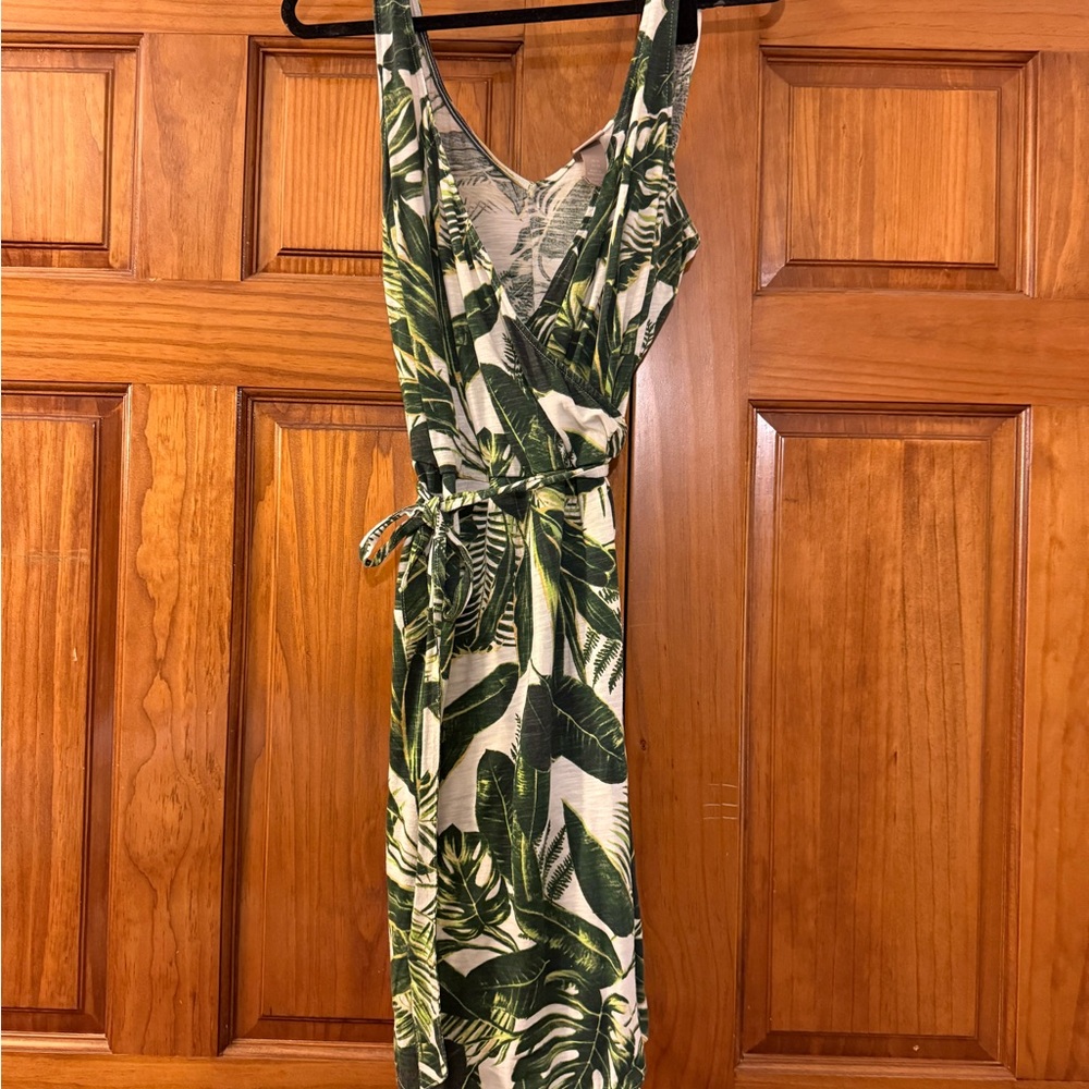 H&M Green Leaf Print Maxi Dress